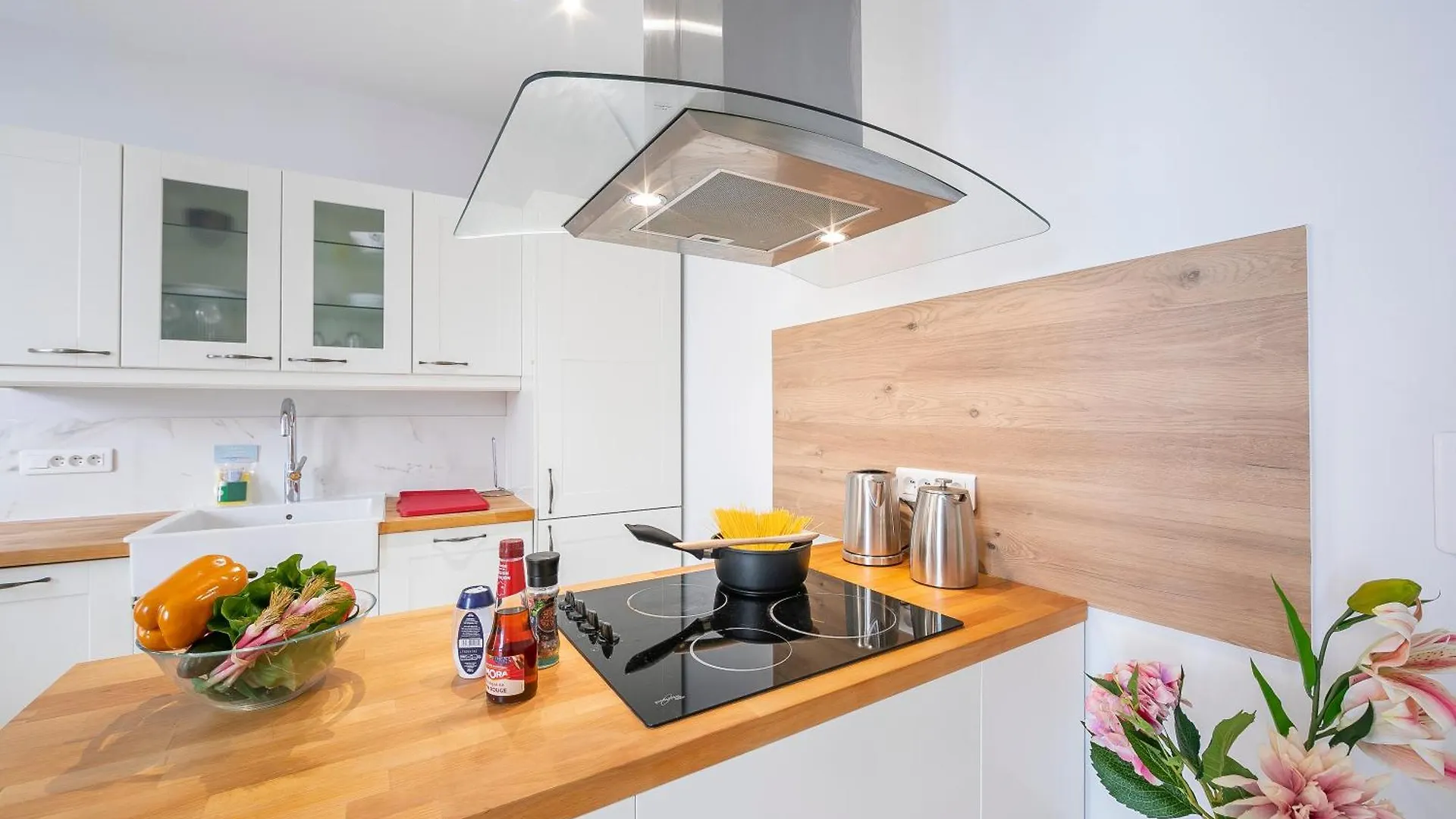 Apartment Appartement Picasso - Old Town Antibes - Happy Rentals France