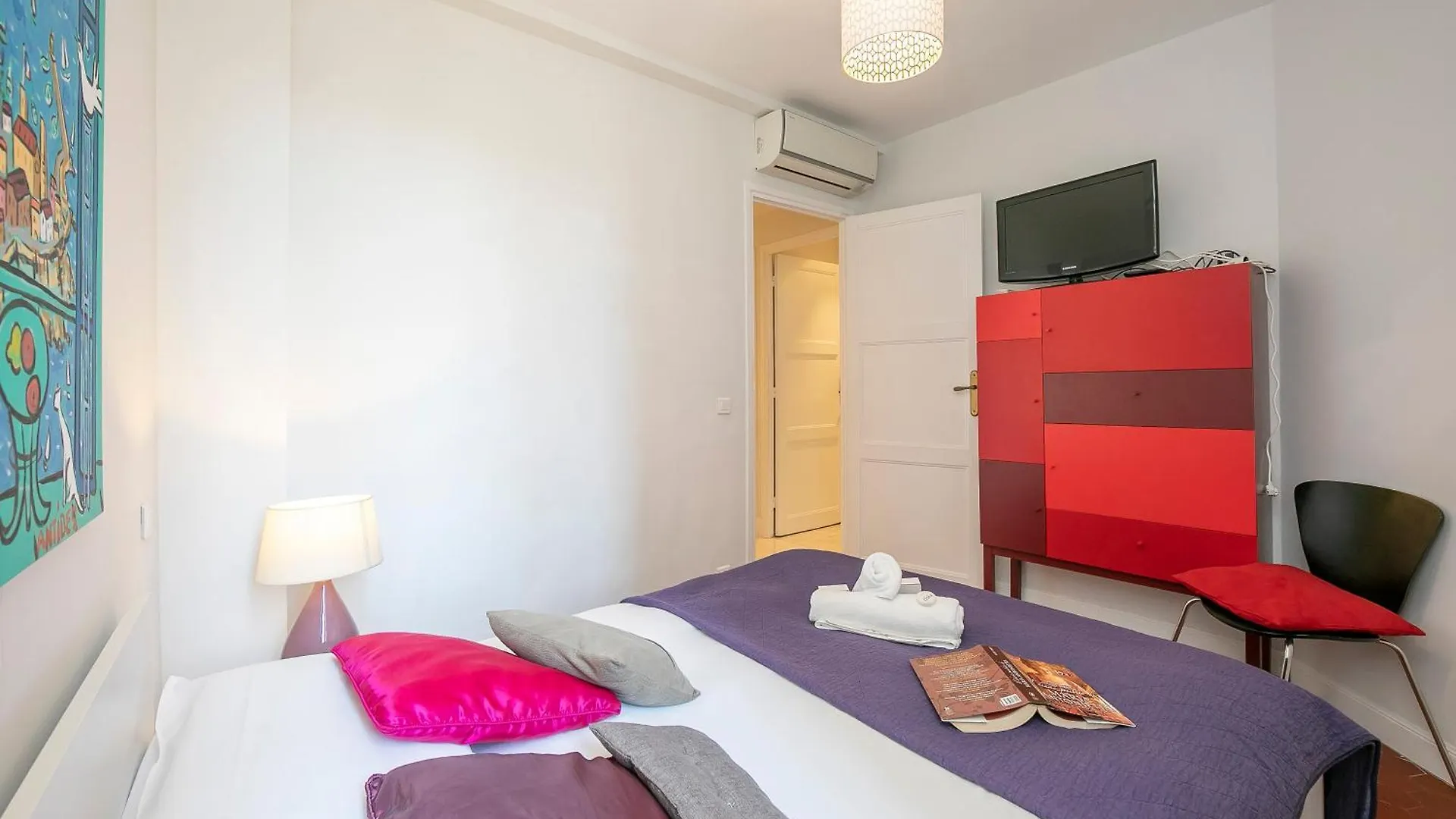 Appartement Picasso - Old Town Antibes - Happy Rentals France