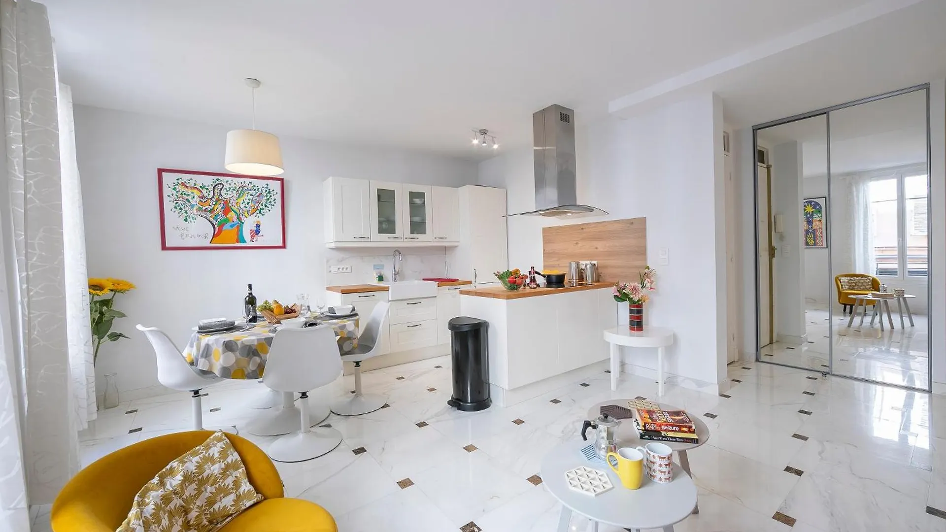 Apartment Appartement Picasso - Old Town Antibes - Happy Rentals France